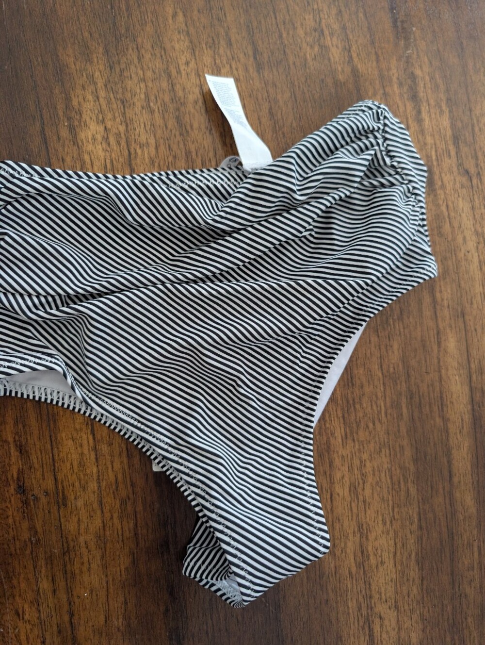 Cupshee New Black & White Striped Swim Bottoms Size small